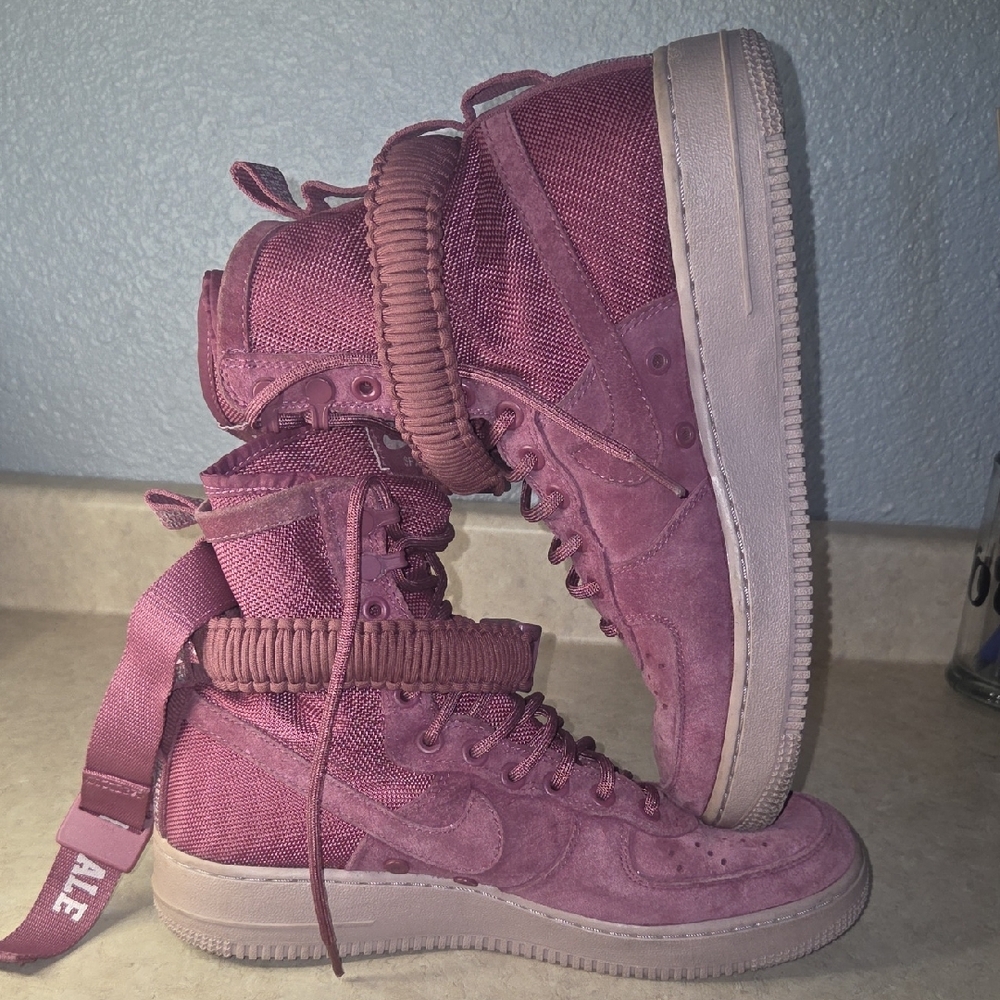 Nike Air Women's SF Air Force 1 Hi Top Sneakers Sz 10 in Vintage Wine Color - Picture 6 of 9
